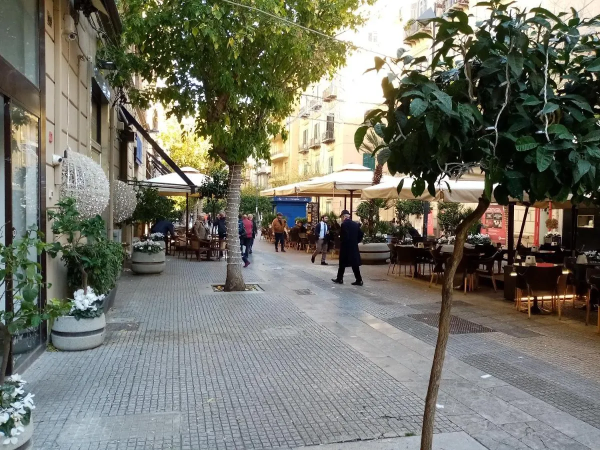 **  Ariston Petit Hotel Palermo Itália
