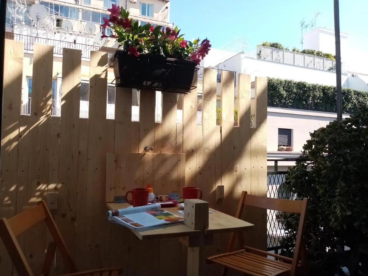 Ariston Petit Hotel