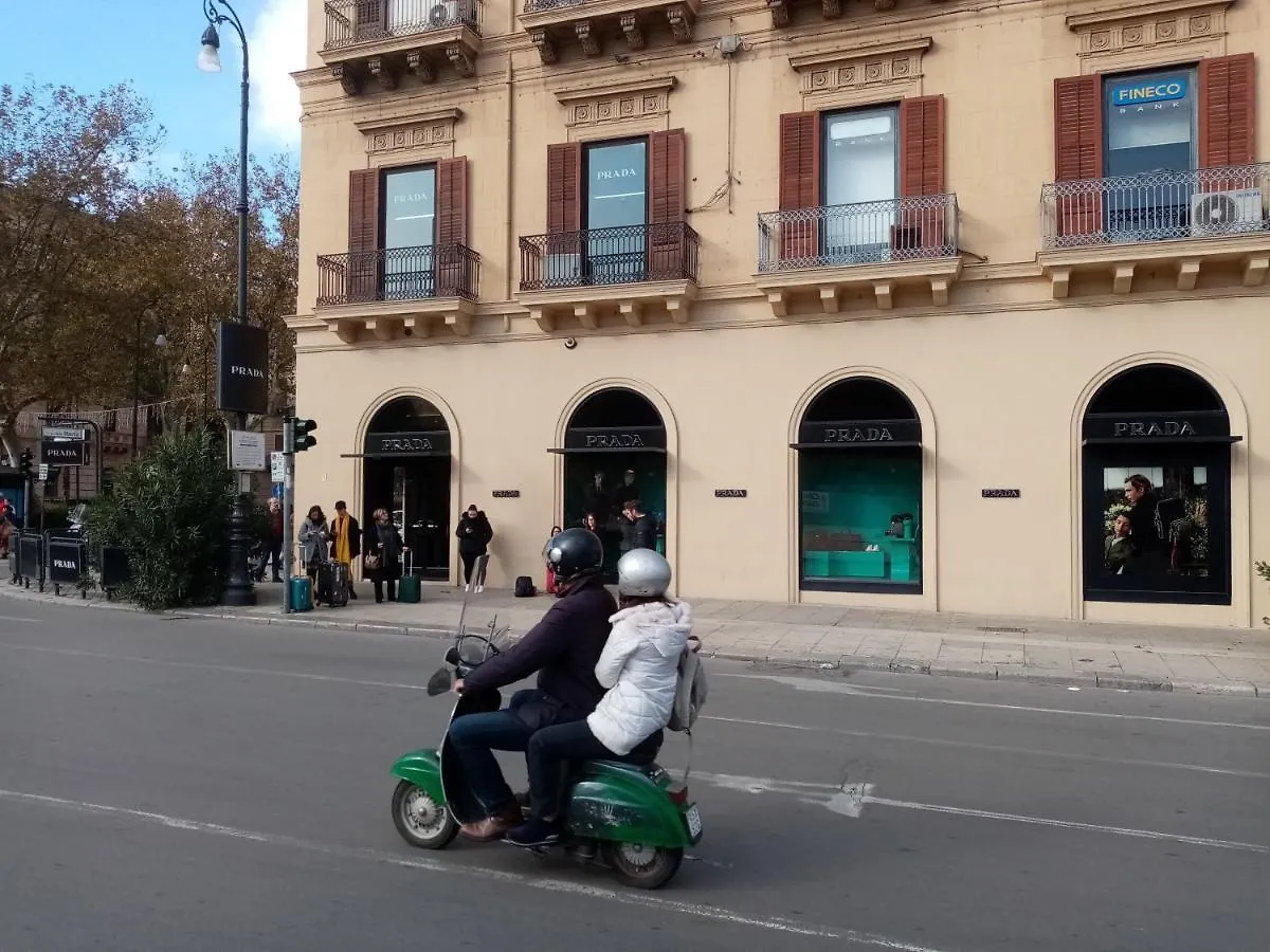 Ariston Petit Hotel Palermo 2*,  Italy